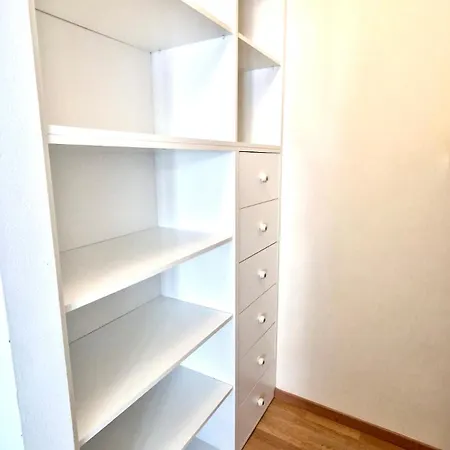 Apartment Champion *